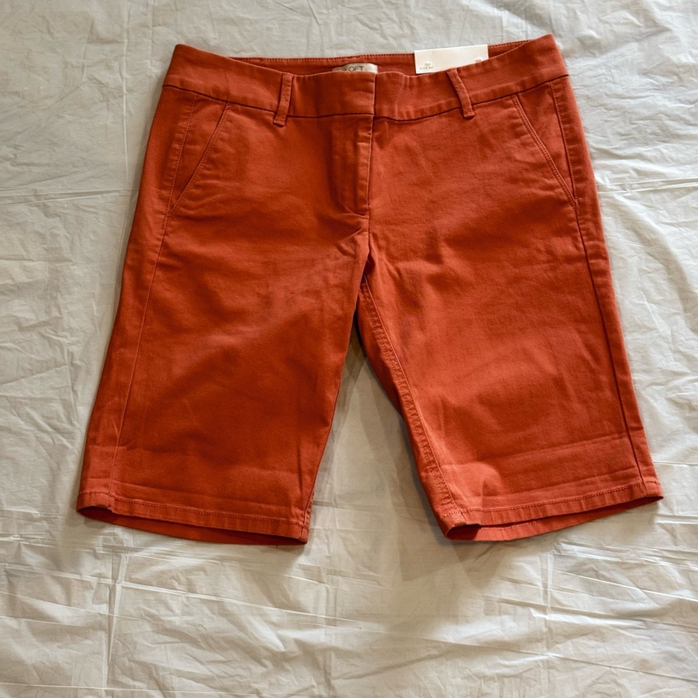 317. NWT LOFT Orange Bermuda Shorts Knee-Length